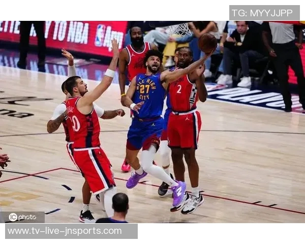 快船队史上仅有的小卡与乔治双星共创455板5三分辉煌纪录